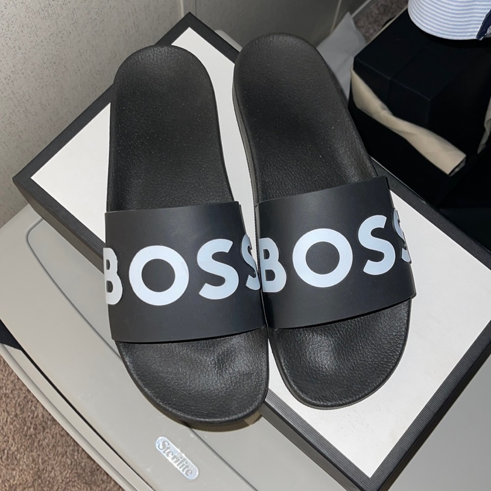 Hugo boss slides